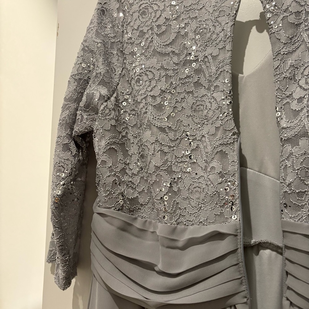 Mother of the bride formal gray lace dress size L - Picture 10 of 10